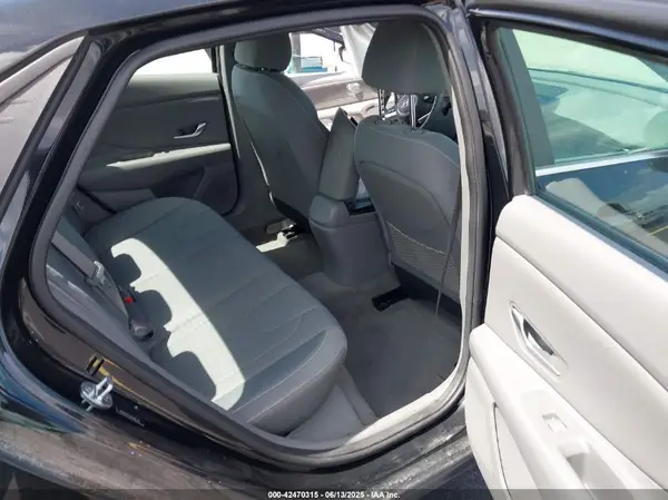 5NPLN4AG5NH073313 2022 HYUNDAI ELANTRA - Image 8