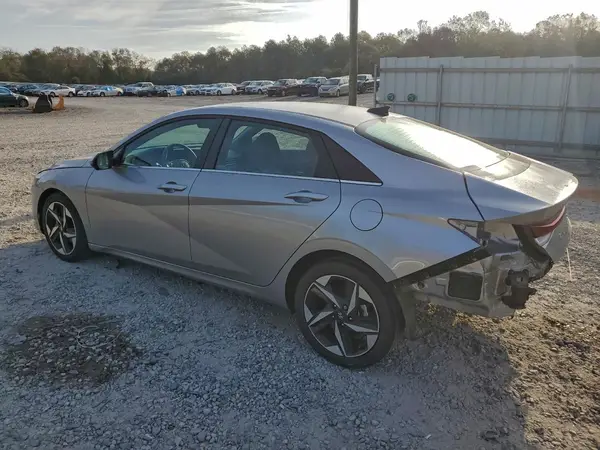 5NPLN4AG5NH082027 2022 HYUNDAI ELANTRA - Image 2