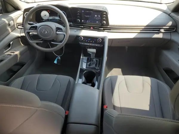 5NPLN4AG5NH083386 2022 HYUNDAI ELANTRA - Image 8