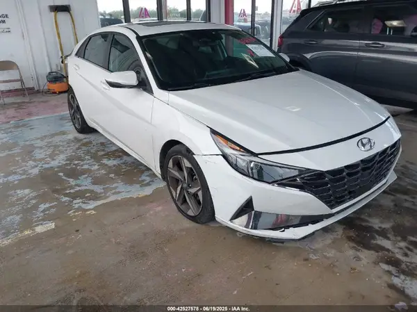 5NPLN4AG6MH015855 2021 HYUNDAI ELANTRA - Image 1