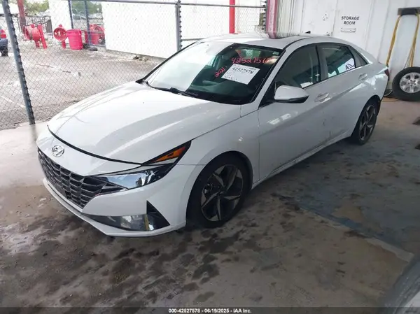 5NPLN4AG6MH015855 2021 HYUNDAI ELANTRA - Image 2