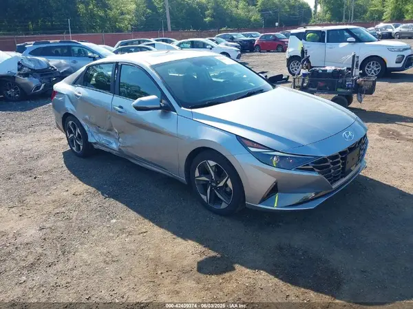 5NPLN4AG6MH022899 2021 HYUNDAI ELANTRA - Image 1