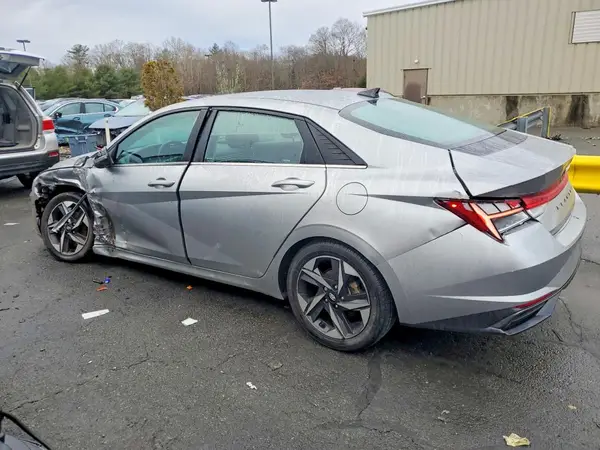 5NPLN4AG6MH025656 2021 HYUNDAI ELANTRA - Image 2