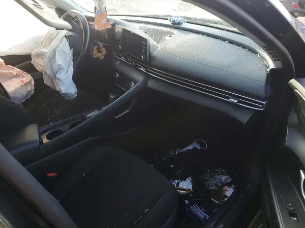 5NPLN4AG6MH030792 2021 HYUNDAI ELANTRA - Image 8
