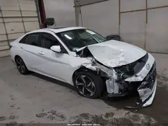 5NPLN4AG6NH055807 2022 HYUNDAI ELANTRA