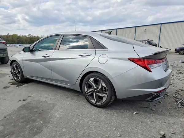 5NPLN4AG6NH068797 2022 HYUNDAI ELANTRA - Image 2