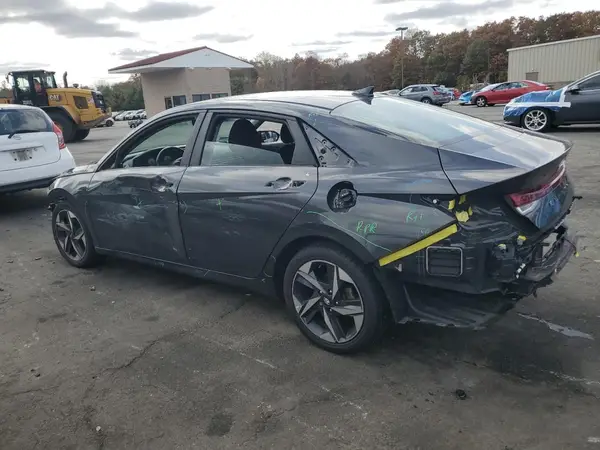 5NPLN4AG6NH069982 2022 HYUNDAI ELANTRA - Image 2