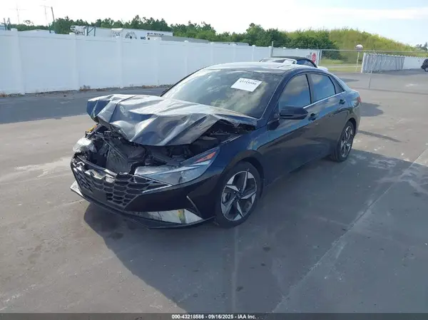 5NPLN4AG6NH076964 2022 HYUNDAI ELANTRA - Image 2