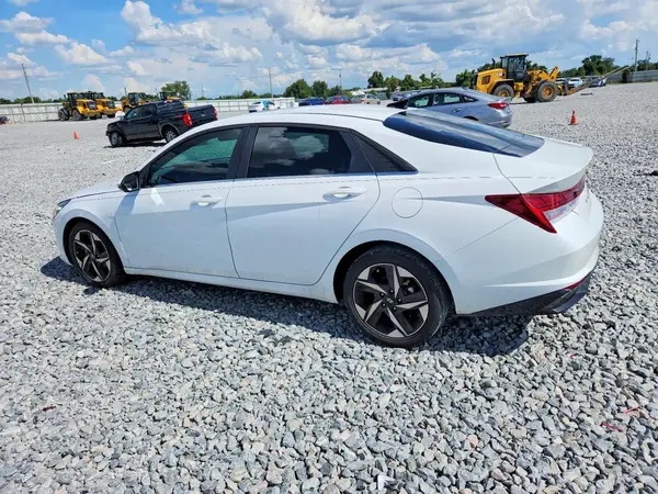 5NPLN4AG7MH021907 2021 HYUNDAI ELANTRA - Image 2