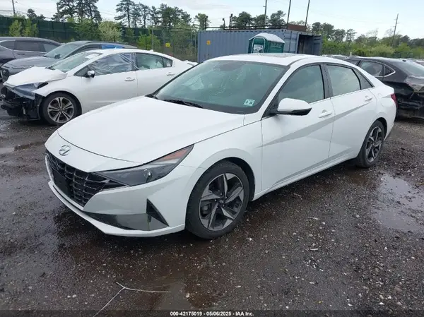 5NPLN4AG7MH023110 2021 HYUNDAI ELANTRA - Image 2