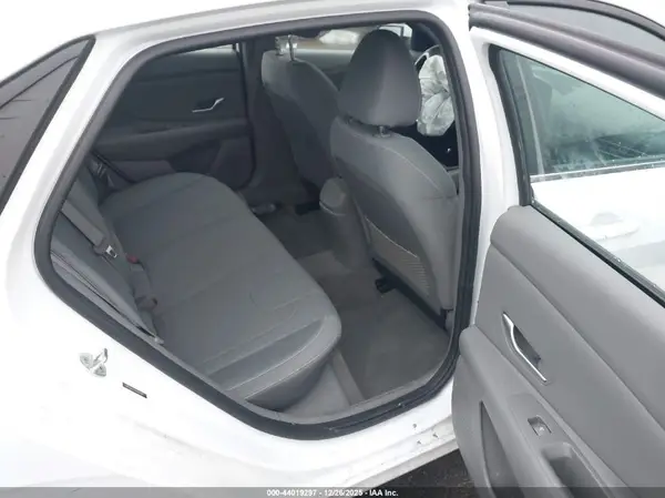 5NPLN4AG7MH023897 2021 HYUNDAI ELANTRA - Image 8
