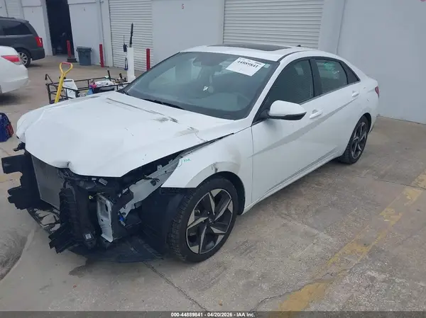 5NPLN4AG7MH023950 2021 HYUNDAI ELANTRA - Image 2