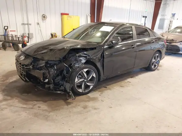 5NPLN4AG7MH038321 2021 HYUNDAI ELANTRA - Image 2