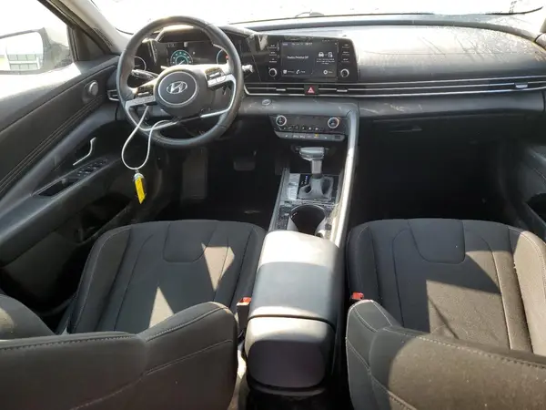 5NPLN4AG7NH056139 2022 HYUNDAI ELANTRA - Image 8