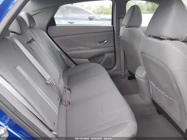 5NPLN4AG7NH065990 2022 HYUNDAI ELANTRA - Image 8