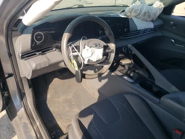 5NPLN4AG8MH025660 2021 HYUNDAI ELANTRA - Image 8