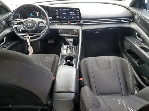 5NPLN4AG8MH026811 2021 HYUNDAI ELANTRA - Image 8