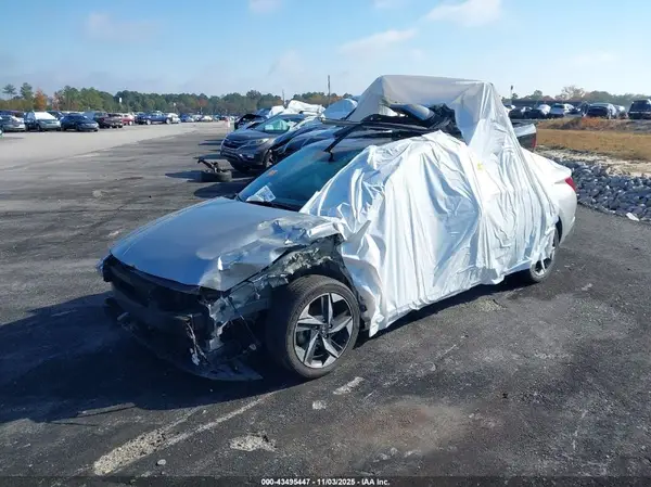 5NPLN4AG8MH026825 2021 HYUNDAI ELANTRA - Image 2