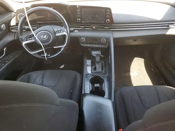 5NPLN4AG8NH060264 2022 HYUNDAI ELANTRA - Image 8