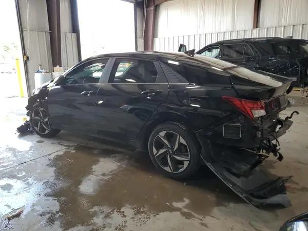 5NPLN4AG8NH073774 2022 HYUNDAI ELANTRA - Image 2