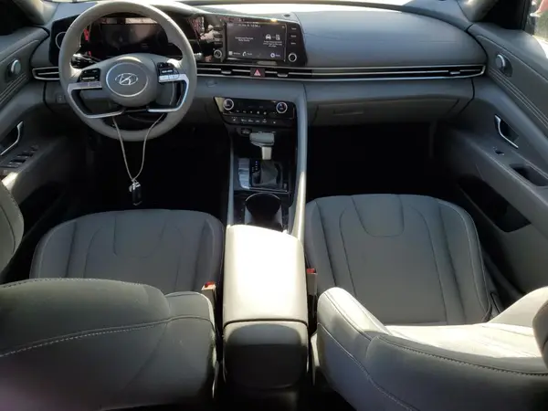 5NPLN4AG8NH073984 2022 HYUNDAI ELANTRA - Image 8