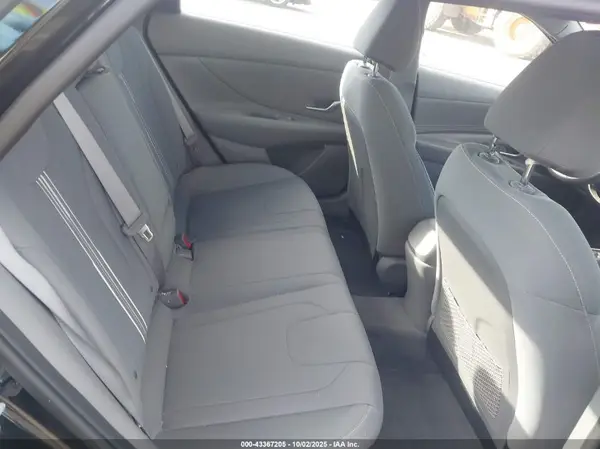 5NPLN4AG9MH020239 2021 HYUNDAI ELANTRA - Image 8