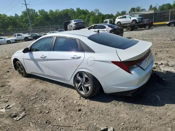 5NPLN4AG9MH044122 2021 HYUNDAI ELANTRA - Image 2