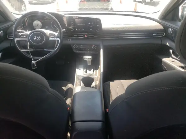5NPLN4AG9NH055994 2022 HYUNDAI ELANTRA - Image 8