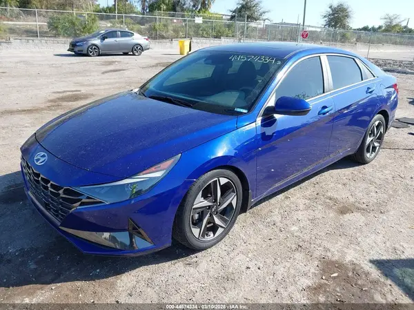 5NPLN4AG9NH059074 2022 HYUNDAI ELANTRA - Image 2