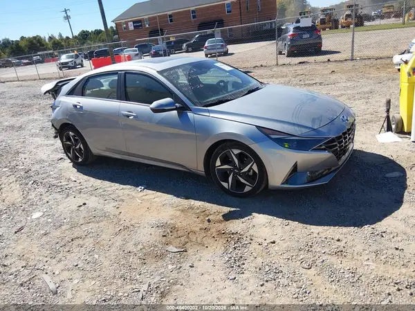 5NPLN4AG9NH062704 2022 HYUNDAI ELANTRA - Image 1