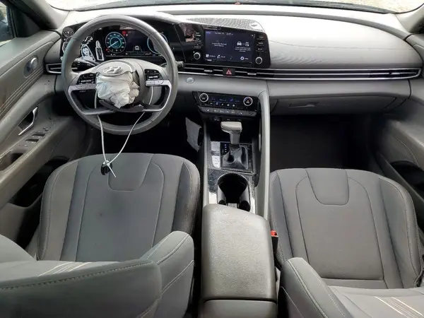 5NPLN4AGXNH055390 2022 HYUNDAI ELANTRA - Image 8