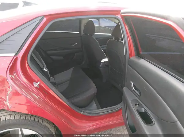 5NPLN4AGXNH057592 2022 HYUNDAI ELANTRA - Image 8