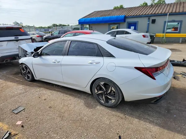 5NPLN4AGXNH058659 2022 HYUNDAI ELANTRA - Image 2