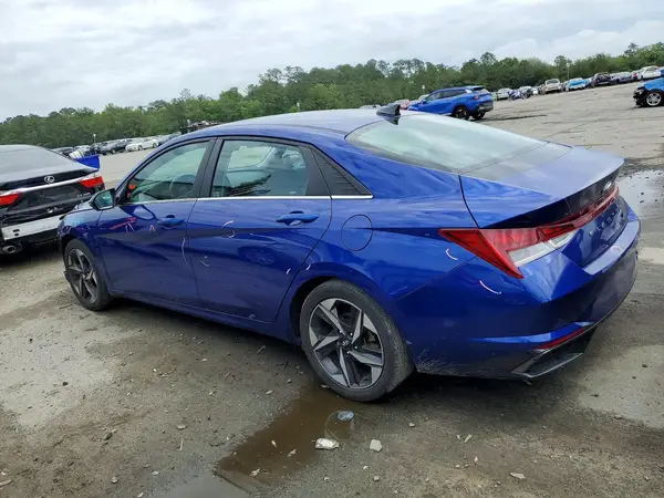 5NPLN4AGXNH059388 2022 HYUNDAI ELANTRA - Image 2