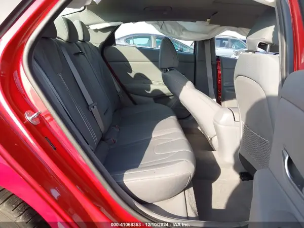 5NPLN4AGXNH067426 2022 HYUNDAI ELANTRA - Image 8
