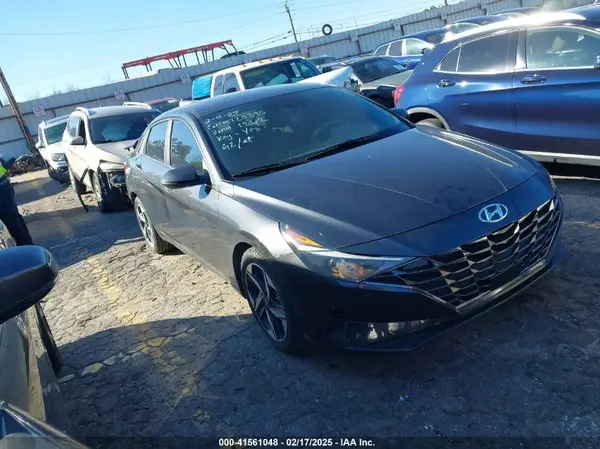 5NPLN4AGXNH081262 2022 HYUNDAI ELANTRA - Image 1