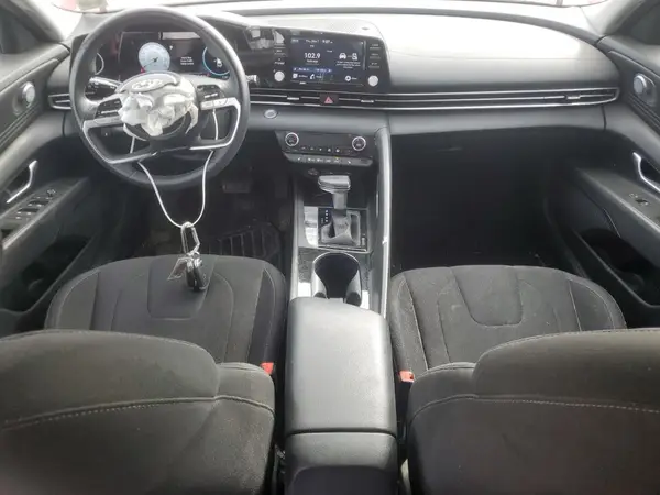 5NPLN4AGXNH082556 2022 HYUNDAI ELANTRA - Image 8