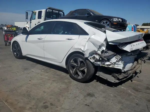 5NPLP4AG0MH005574 2021 HYUNDAI ELANTRA - Image 2