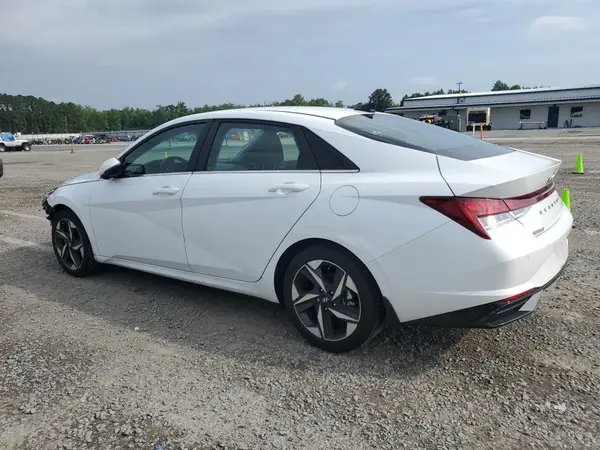 5NPLP4AG0PH111821 2023 HYUNDAI ELANTRA - Image 2