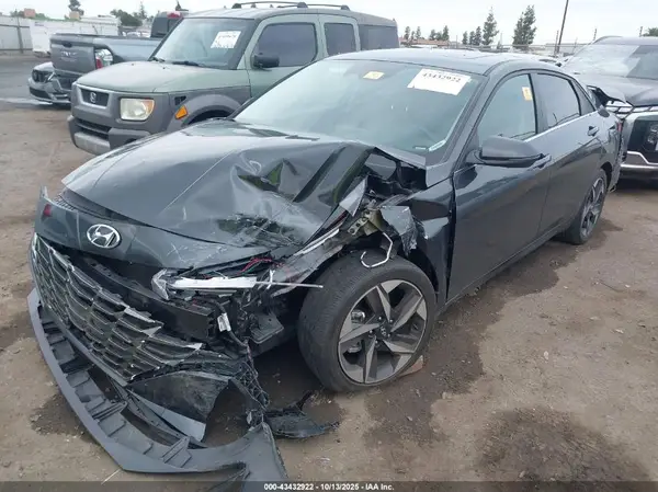 5NPLP4AG0PH114850 2023 HYUNDAI ELANTRA - Image 2