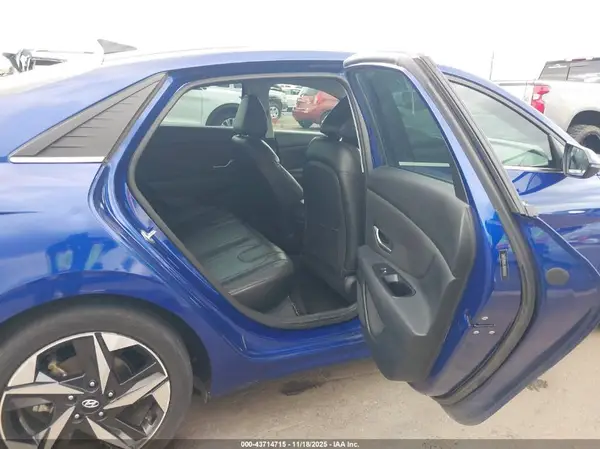 5NPLP4AG1MH043511 2021 HYUNDAI ELANTRA - Image 8