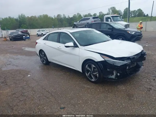 5NPLP4AG1PH100651 2023 HYUNDAI ELANTRA - Image 1
