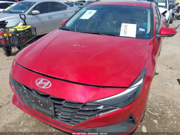 5NPLP4AG1PH105946 2023 HYUNDAI ELANTRA - Image 2