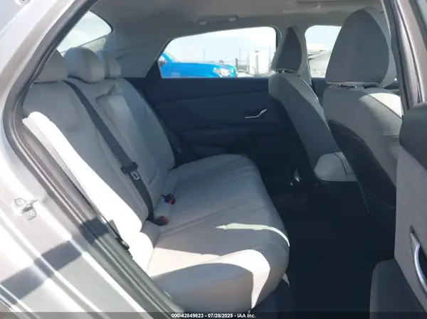 5NPLP4AG2NH054633 2022 HYUNDAI ELANTRA - Image 8