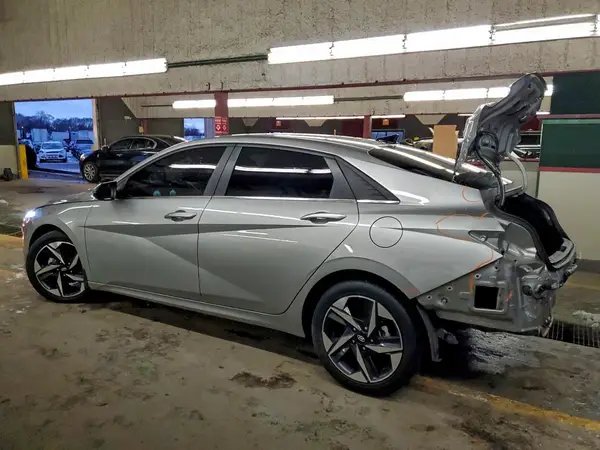 5NPLP4AG3NH083932 2022 HYUNDAI ELANTRA - Image 2