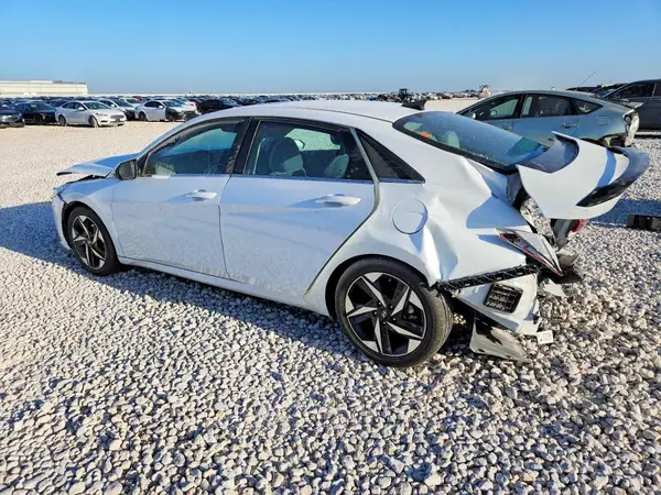 5NPLP4AG4MH009188 2021 HYUNDAI ELANTRA - Image 2