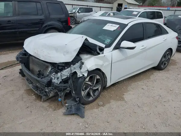 5NPLP4AG4MH017887 2021 HYUNDAI ELANTRA - Image 2