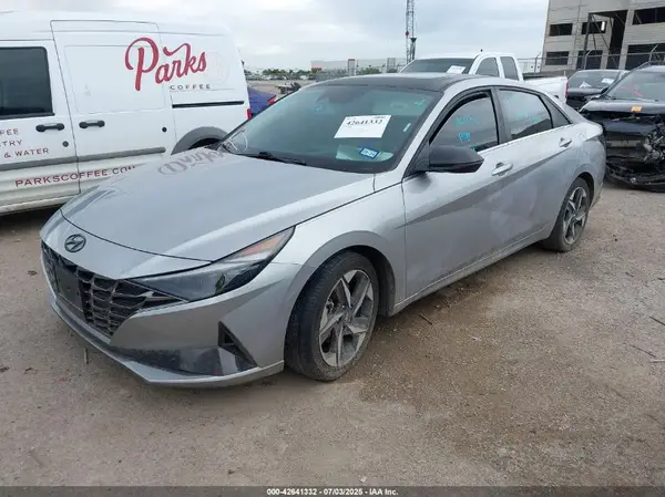 5NPLP4AG4MH024015 2021 HYUNDAI ELANTRA - Image 2