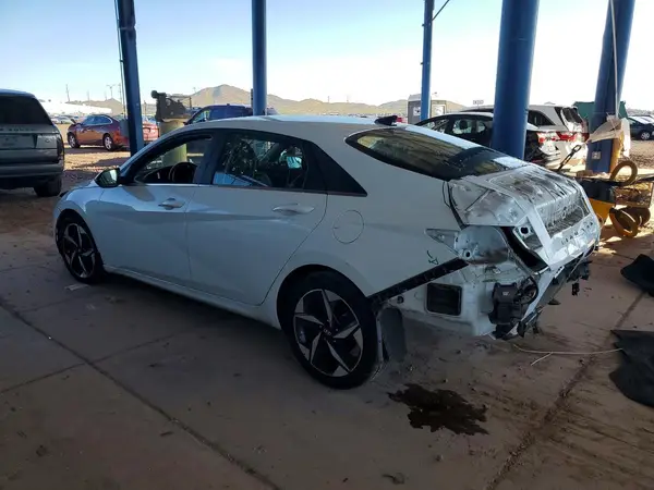 5NPLP4AG4NH060997 2022 HYUNDAI ELANTRA - Image 2