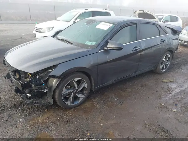 5NPLP4AG4NH073832 2022 HYUNDAI ELANTRA - Image 2